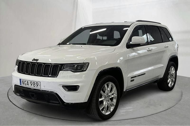 Vit Begagnad 2016 Jeep Grand Cherokee SUV | 220 000 kr (Marknadspris) - Bild 1/4