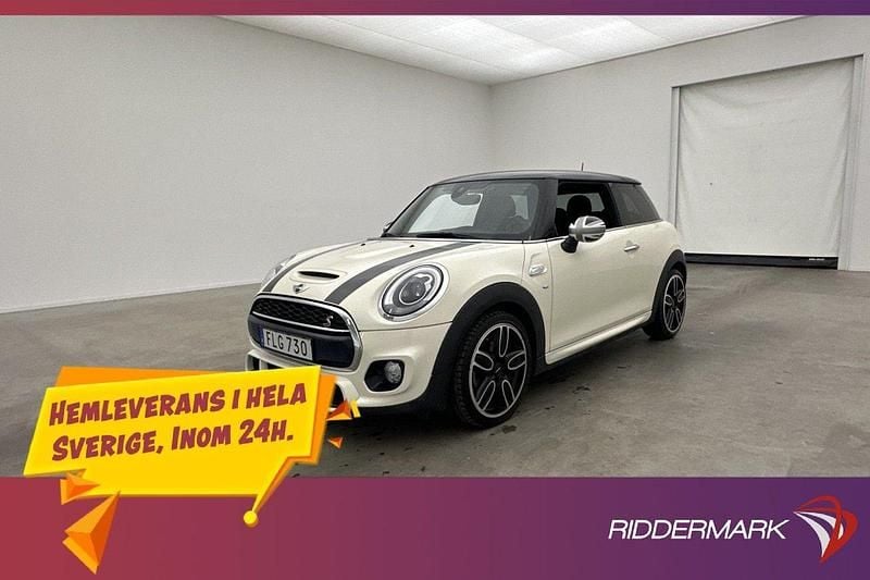 Vit Begagnad 2014 Mini Cooper Halvkombi | 194 900 kr (Dyr) - Bild 1/3