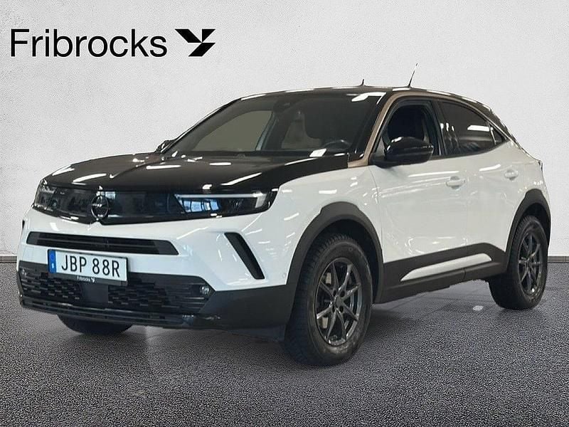 Vit Begagnad 2022 Opel Mokka GS Line SUV | 199 800 kr (Marknadspris) - Bild 1/4