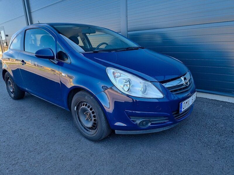 Blå Begagnad 2010 Opel Corsa Enjoy Halvkombi | 32 900 kr (Marknadspris) - Bild 1/4