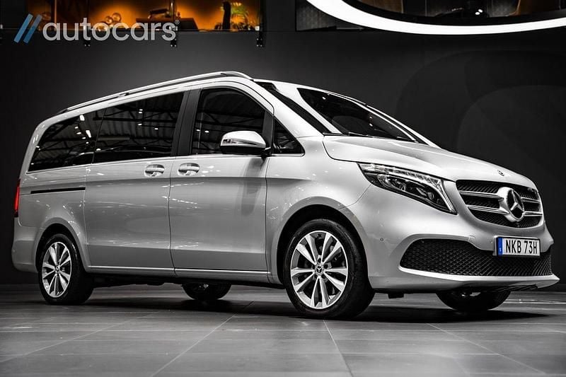 Begagnad Mercedes V300 239 HK (175 kW) 2020 Silver Minibuss
