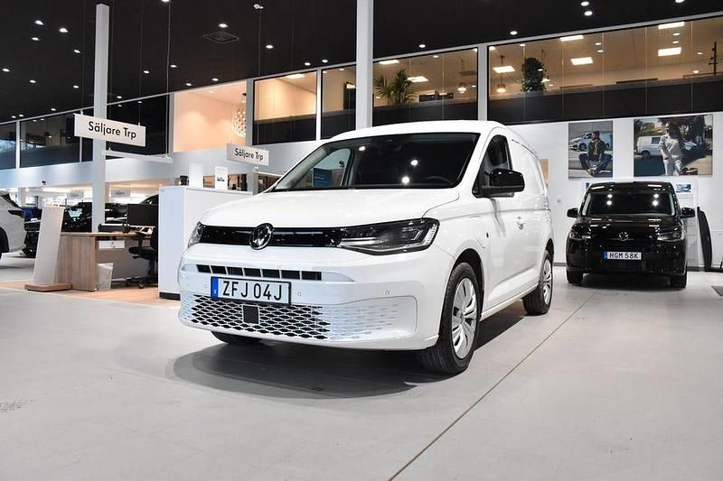 Vit Ny 2025 VW Caddy Minibuss | 470 885 kr (Marknadspris) - Bild 1/4