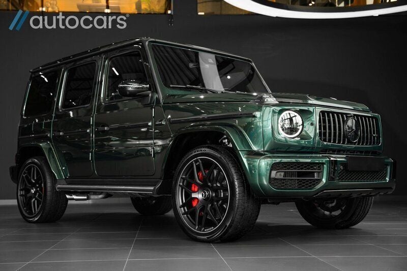 Mörkgrön Begagnad 2023 Mercedes G63 AMG AMG SUV | 2 098 750 kr (Marknadspris) - Bild 1/4