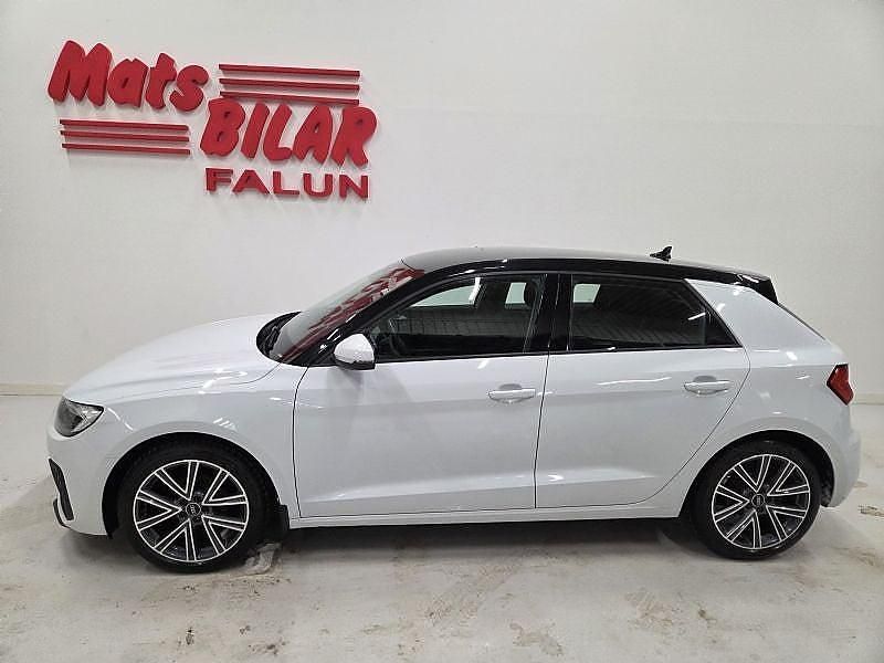 Vit Begagnad 2020 Audi A1 Sportback Proline Halvkombi | 179 900 kr (Lite dyr) - Bild 1/4