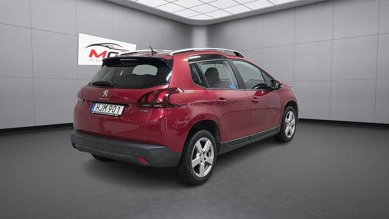 Begagnad Peugeot 2008 110 HK (80 kW) 2017 Röd SUV