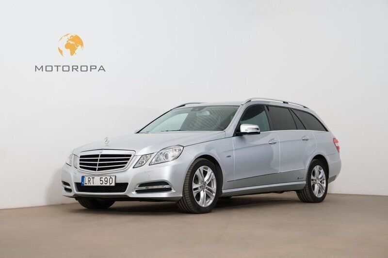 Silver Begagnad 2011 Mercedes E250 Kombi | 129 000 kr (Lite dyr) - Bild 1/4