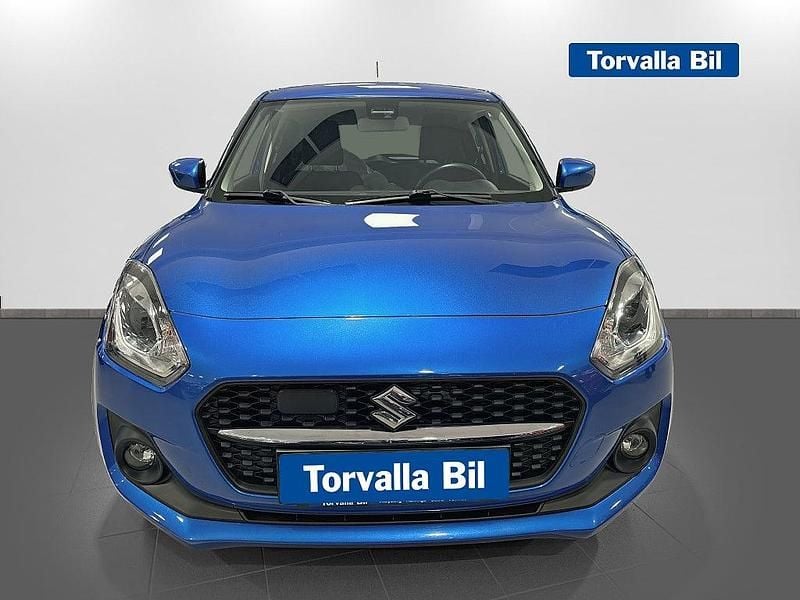 Begagnad Suzuki Swift 2020 Blå Halvkombi