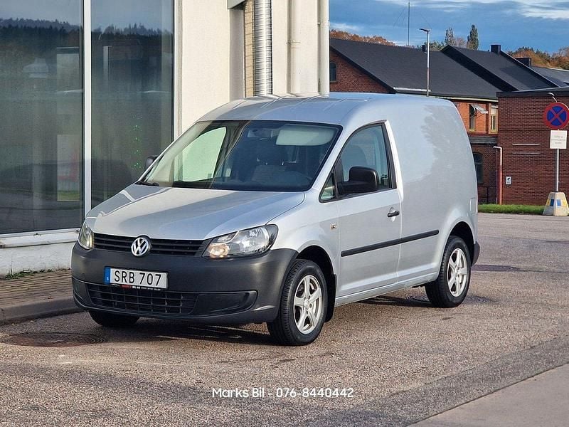 Silver Begagnad 2013 VW Caddy Minibuss | 69 900 kr (Marknadspris) - Bild 1/4