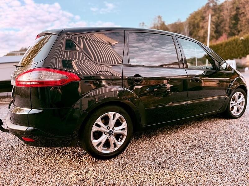 Begagnad 2013 Ford S-MAX S Minibuss | 49 000 kr (Bra pris) - Bild 1/4