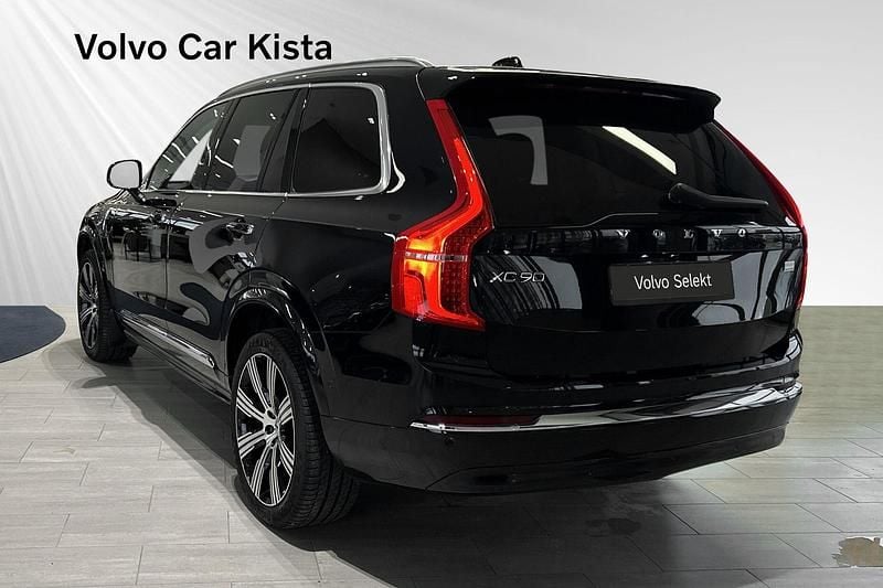 Begagnad Volvo XC90 Plus 456 HK (335 kW) 2022 Svart SUV