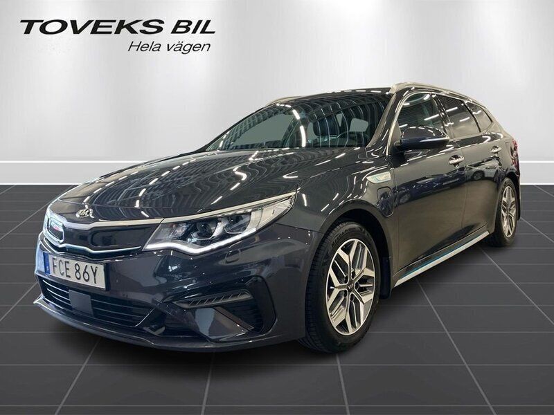 Grå Begagnad 2019 Kia Optima Hybrid Advance Sedan | 179 900 kr (Bra pris) - Bild 1/4