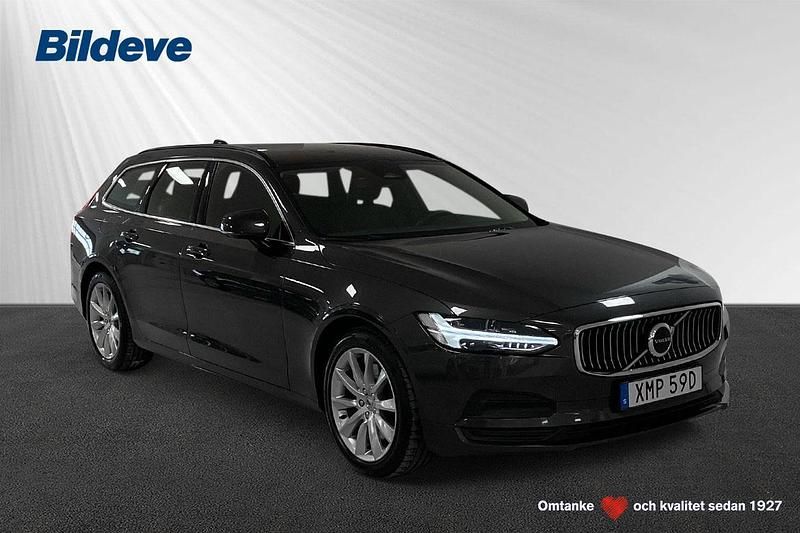 Grå Begagnad 2023 Volvo V90 Core Kombi | 319 900 kr (Superpris) - Bild 1/4