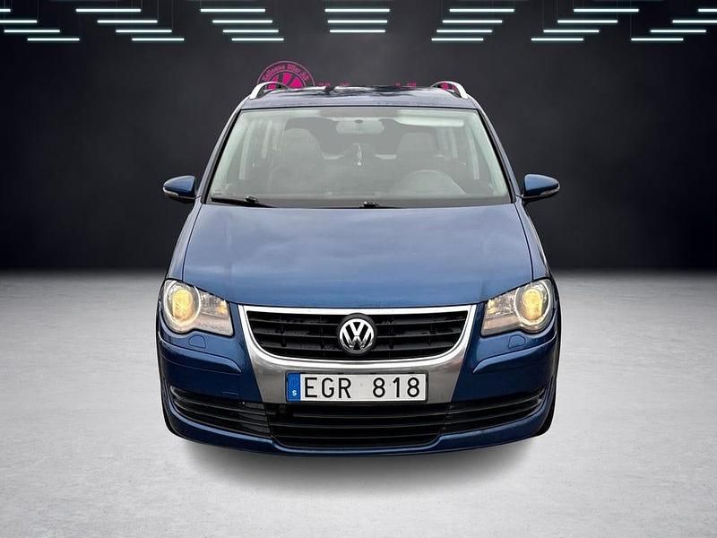 Begagnad VW Touran Freestyle 150 HK (110 kW) 2010 Blå Minibuss