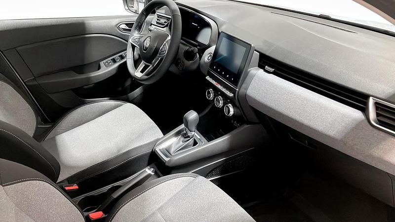 Begagnad Renault Clio V Evolution 143 HK (105 kW) 2024 Vit (white) Halvkombi