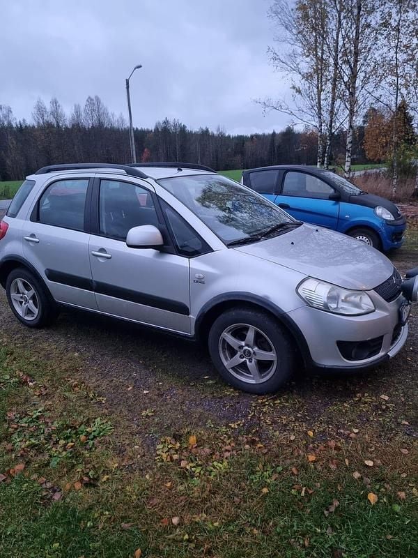 Begagnad 2007 Suzuki SX4 Halvkombi | 32 000 kr (Bra pris) - Bild 1/2