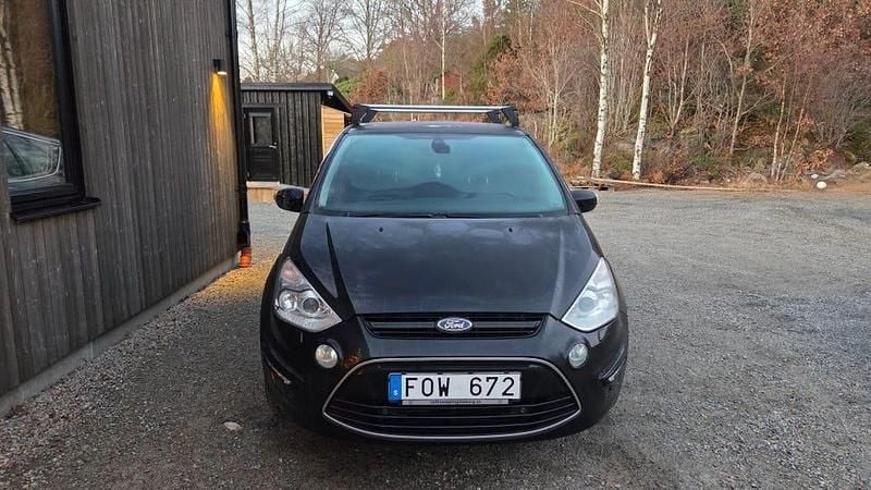 Begagnad 2012 Ford S-MAX S Minibuss | 79 900 kr (Marknadspris) - Bild 1/4