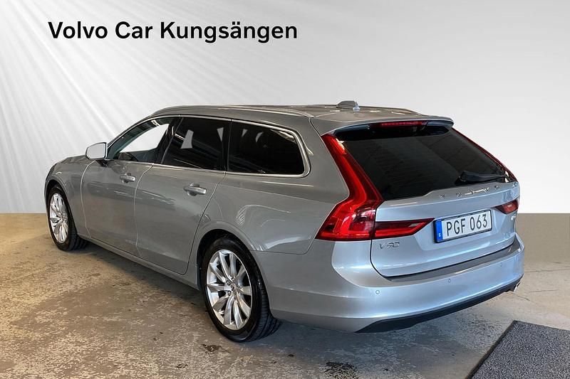 Begagnad Volvo V90 Business Edition 151 HK (111 kW) 2017 Silver Kombi