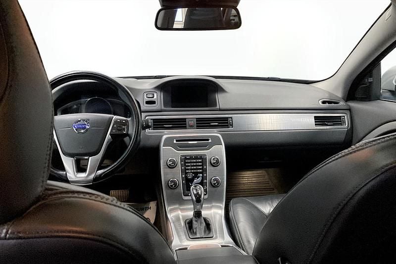 Begagnad Volvo XC70 2014 Silver Kombi