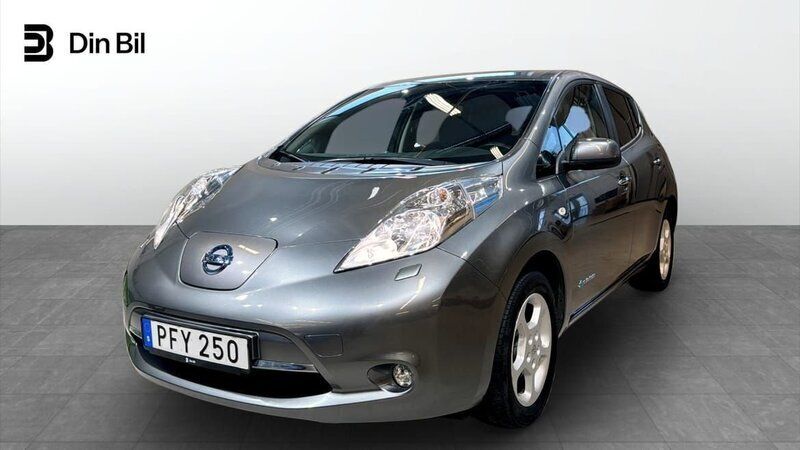 Grå Begagnad 2017 Nissan Leaf Halvkombi | 89 900 kr (Bra pris) - Bild 1/4