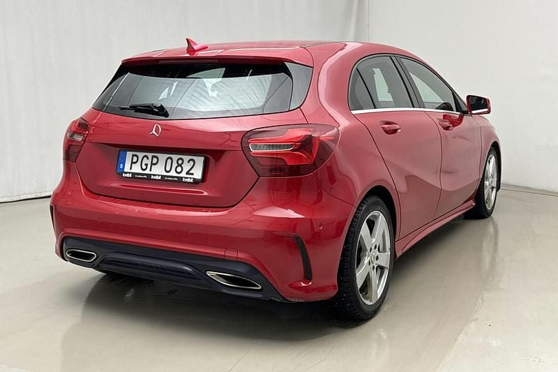 Begagnad Mercedes A180 AMG 122 HK (89 kW) 2017 Röd