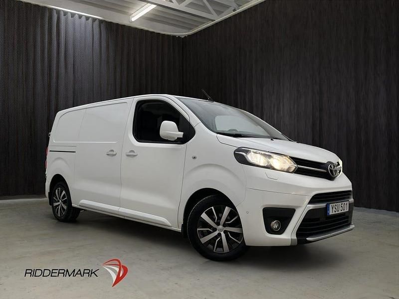 Begagnad Toyota Proace 122 HK (89 kW) 2017 Vit Minibuss