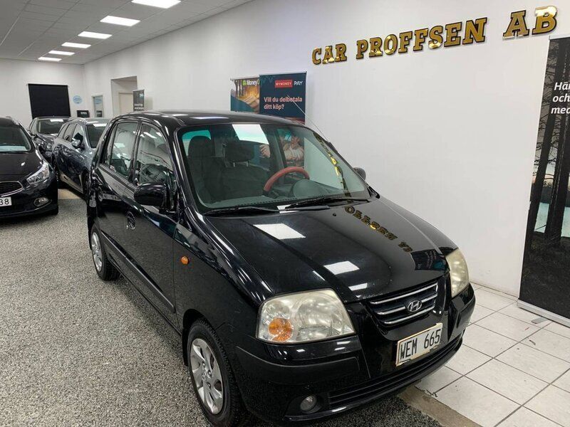 Svart Begagnad 2004 Hyundai Atos Prime Halvkombi | 19 900 kr - Bild 1/4