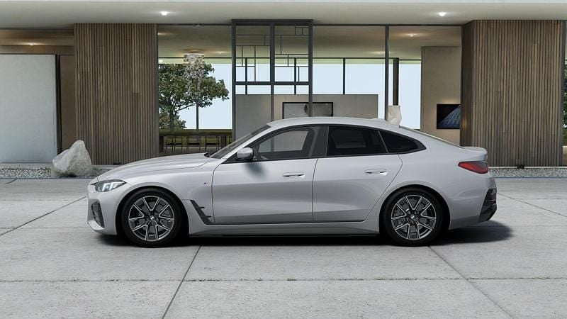 Ny BMW i4 M Sport 250 kW (340 HK) 2026 Grå Sedan