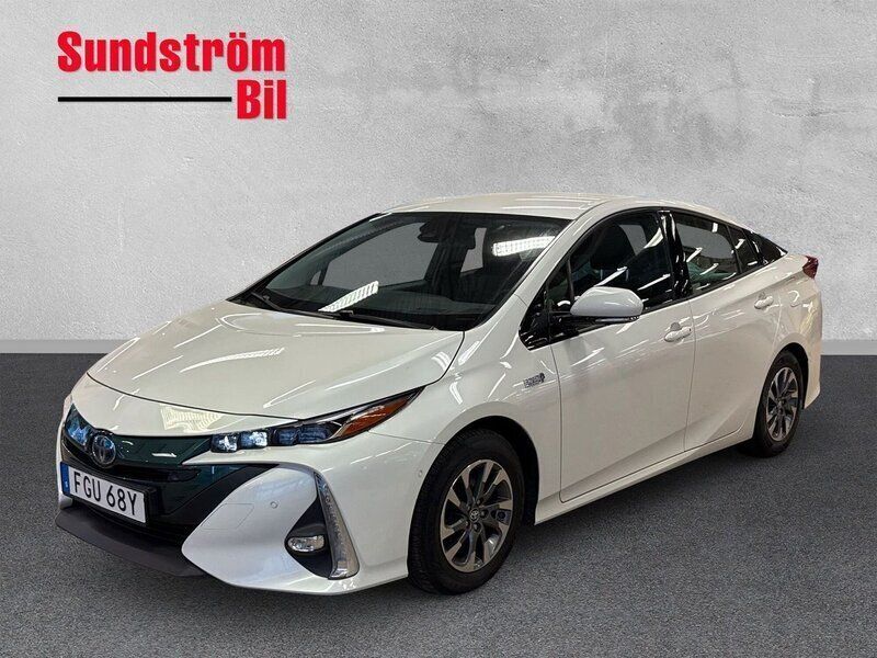 Vit Begagnad 2019 Toyota Prius Executive Halvkombi | 239 900 kr - Bild 1/3