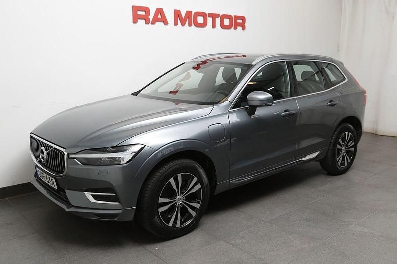 Grå (grå metallic ) Begagnad 2021 Volvo XC60 SUV | 284 800 kr (Superpris) - Bild 1/4