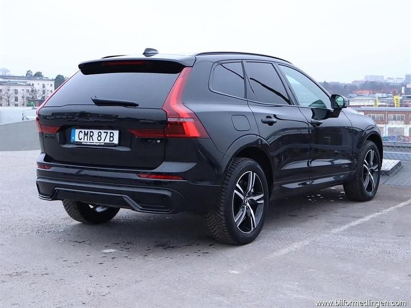 Begagnad Volvo XC60 Plus 350 HK (257 kW) 2026 Svart svart SUV