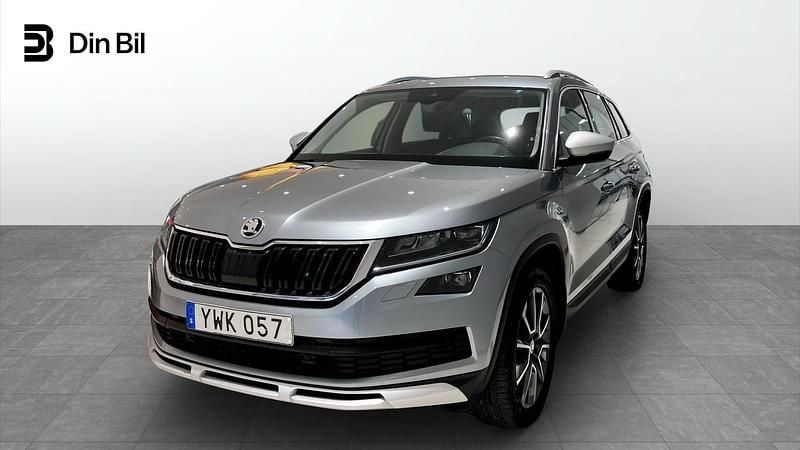 Business grey metallic Begagnad 2018 Skoda Kodiaq SUV | 269 900 kr (Marknadspris) - Bild 1/4