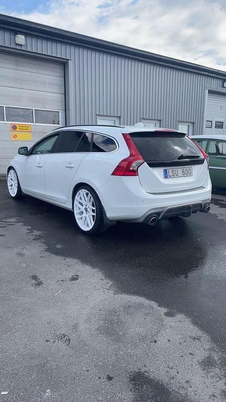 Begagnad Volvo V60 163 HK (119 kW) 2012 Kombi