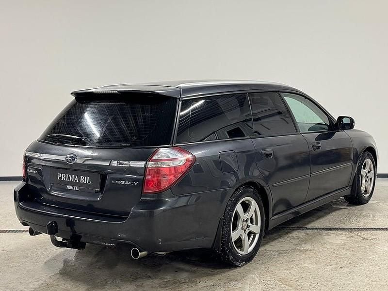 Begagnad Subaru Legacy 173 HK (127 kW) 2008 Grå Kombi