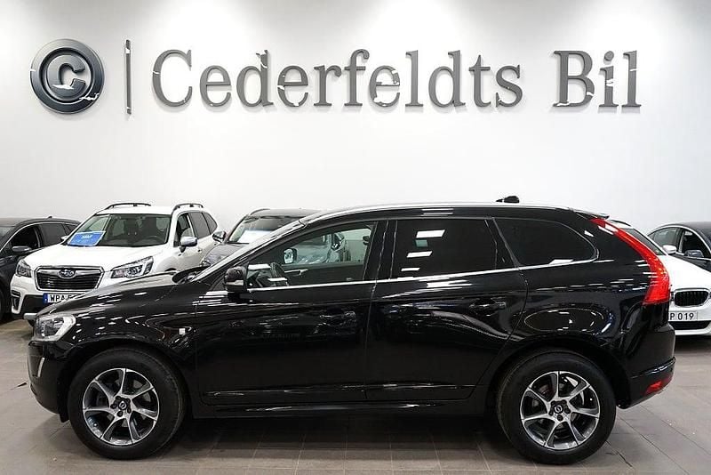 Svart Begagnad 2015 Volvo XC60 Business Edition SUV | 189 900 kr (Marknadspris) - Bild 1/4