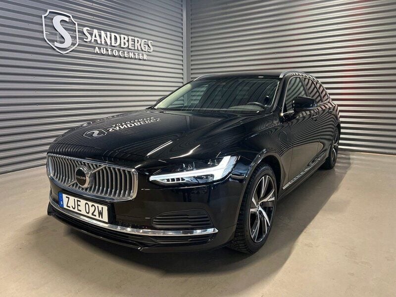Svart Begagnad 2022 Volvo V90 Kombi | 388 500 kr (Lite dyr) - Bild 1/4