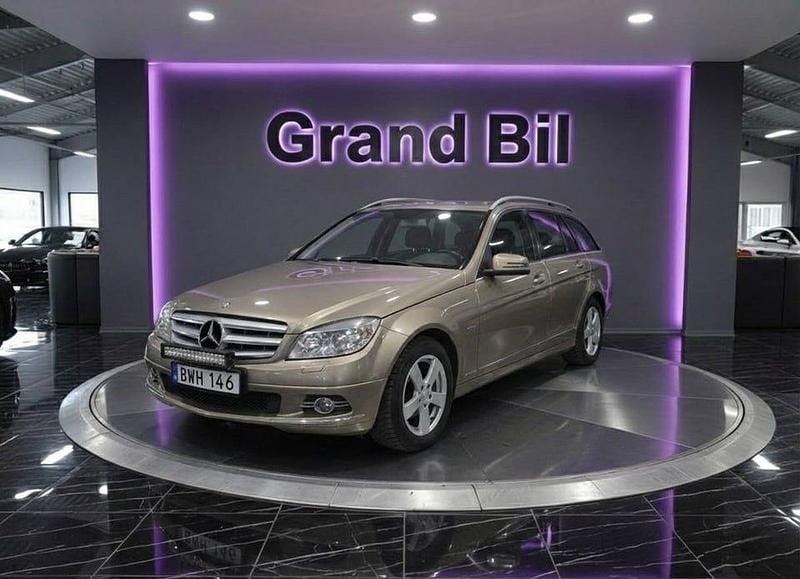 Brun Begagnad 2010 Mercedes C180 | 59 900 kr (Bra pris) - Bild 1/4