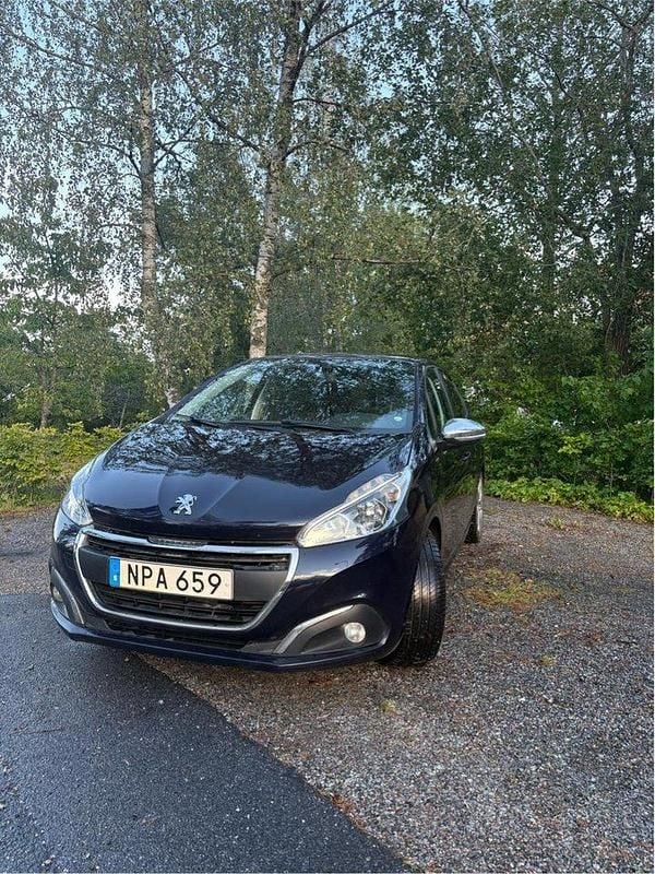 Begagnad 2016 Peugeot 208 Halvkombi | 63 500 kr (Marknadspris) - Bild 1/4