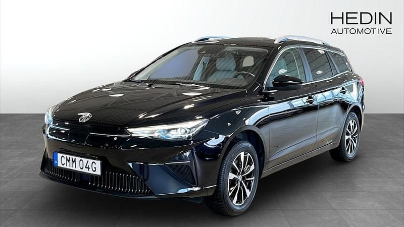 Svart (black) Begagnad 2022 MG MG5 EV Comfort Kombi | 229 900 kr - Bild 1/4