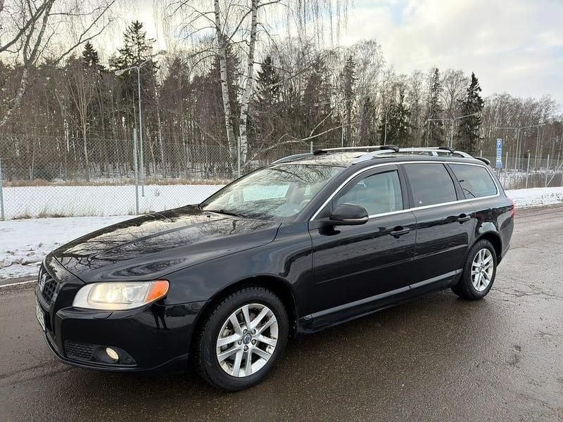 Begagnad 2012 Volvo V70 Summum Kombi | 58 000 kr (Superpris) - Bild 1/4