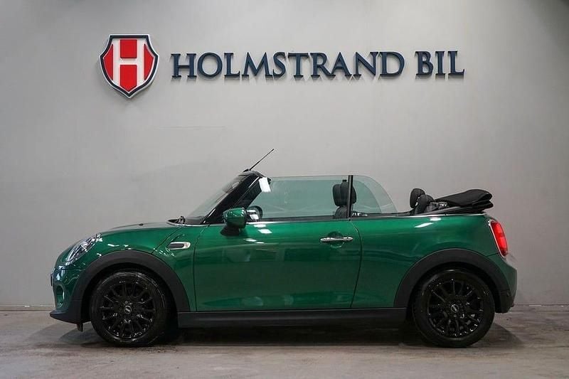 Grön Begagnad 2020 Mini Cooper Cabriolet Pepper Cab | 249 900 kr (Marknadspris) - Bild 1/4
