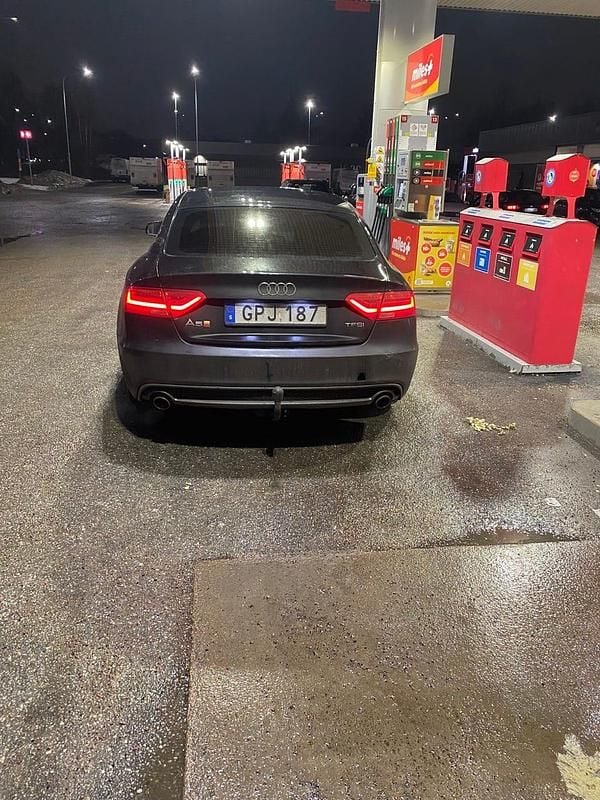 Begagnad 2015 Audi A5 Sportback Halvkombi | 120 000 kr (Marknadspris) - Bild 1/4