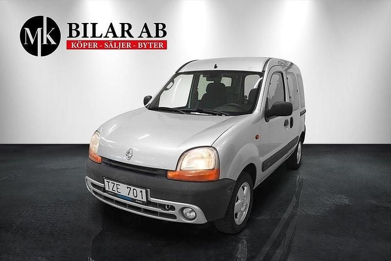 Begagnad Renault Kangoo 96 HK (70 kW) 2003 Ljusgrå Minibuss