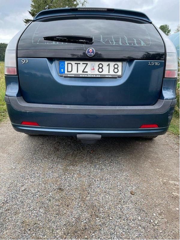 Blå Begagnad 2006 Saab 9-3 Linear Kombi | 22 000 kr (Dyr) - Bild 1/4