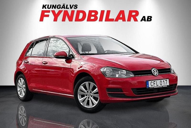Röd Begagnad 2014 VW Golf VII Halvkombi | 94 900 kr (Marknadspris) - Bild 1/4