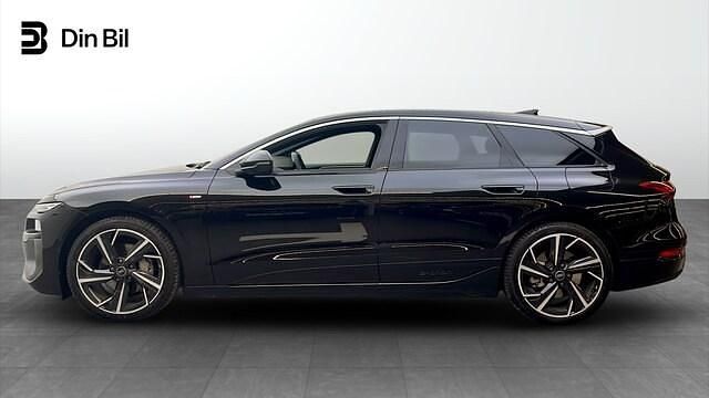 Begagnad Audi A6 e-tron S-Line 339 kW (462 HK) 2025 Svart Kombi