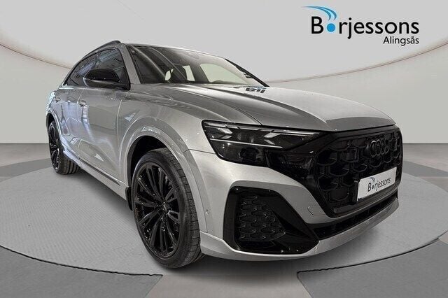 Silver Ny 2025 Audi Q8 S-Line SUV | 1 085 000 kr (Bra pris) - Bild 1/4