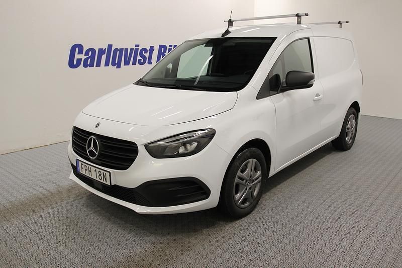 Vit Begagnad 2023 Mercedes Citan 110 Van | 269 000 kr (Lite dyr) - Bild 1/4