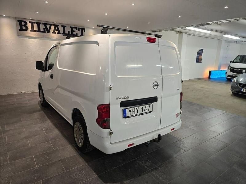 Begagnad Nissan NV200 90 HK (66 kW) 2017 Vit Minibuss