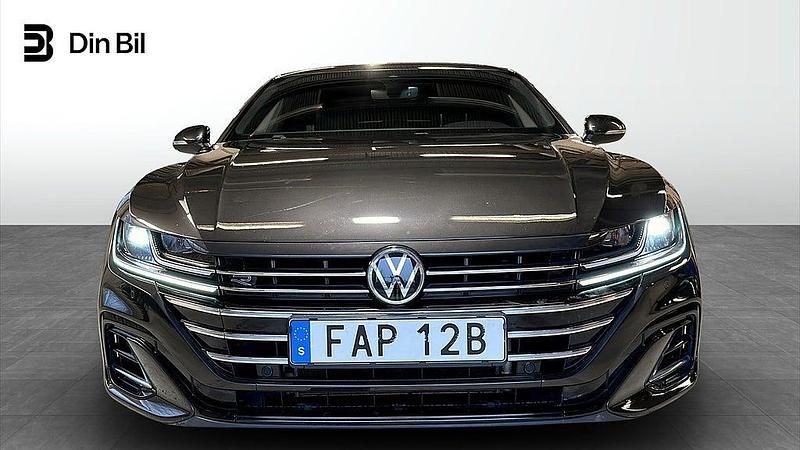 Begagnad VW Arteon 200 HK (147 kW) 2020 Mangan grey metallic Kombi