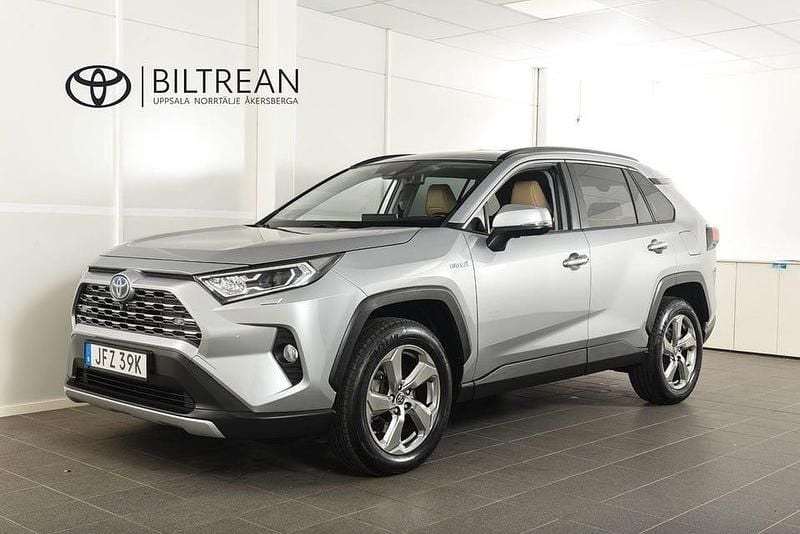 Silver Begagnad 2020 Toyota RAV4 Hybrid Executive SUV | 339 900 kr (Marknadspris) - Bild 1/4